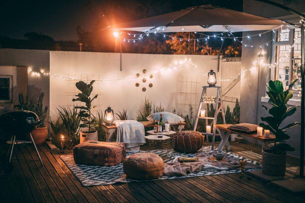 ide menata backyard (pexels.com/Taryn Elliott)