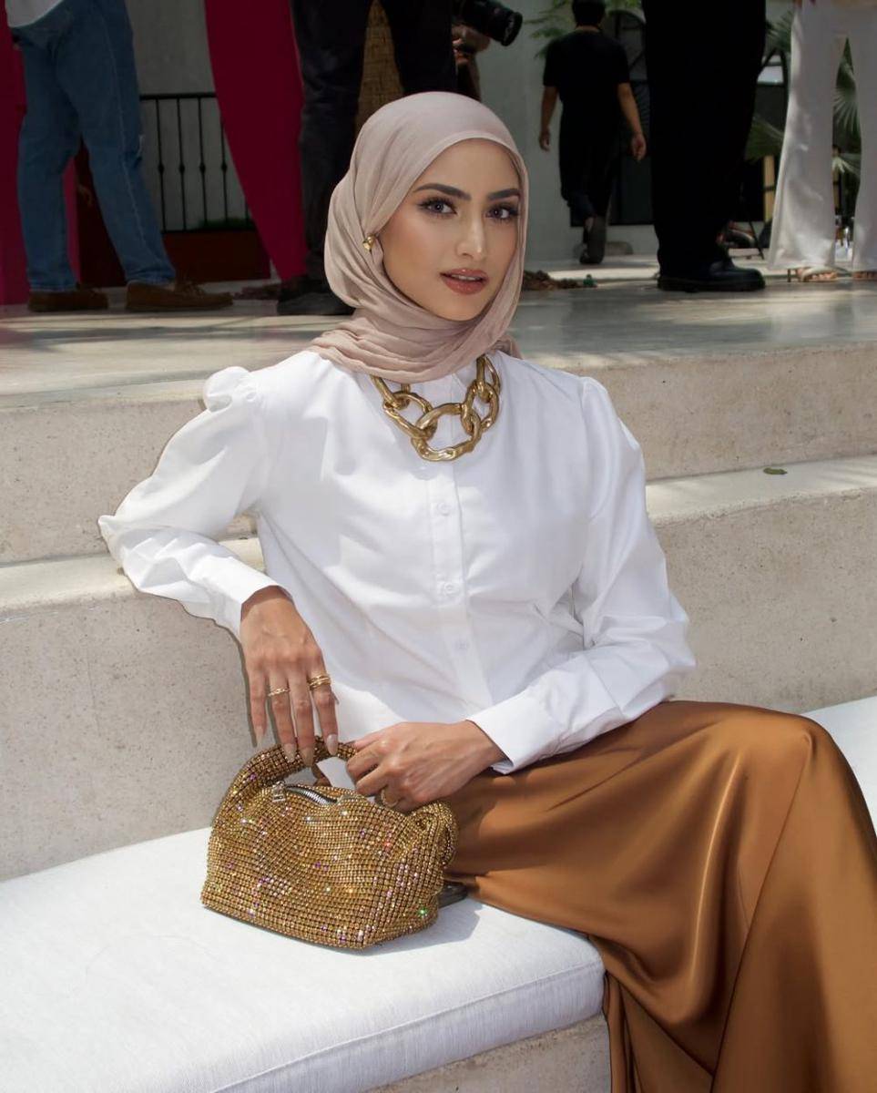 Padu padan outfit cokelat ala Munira Agile (instagram.com/miraagile)