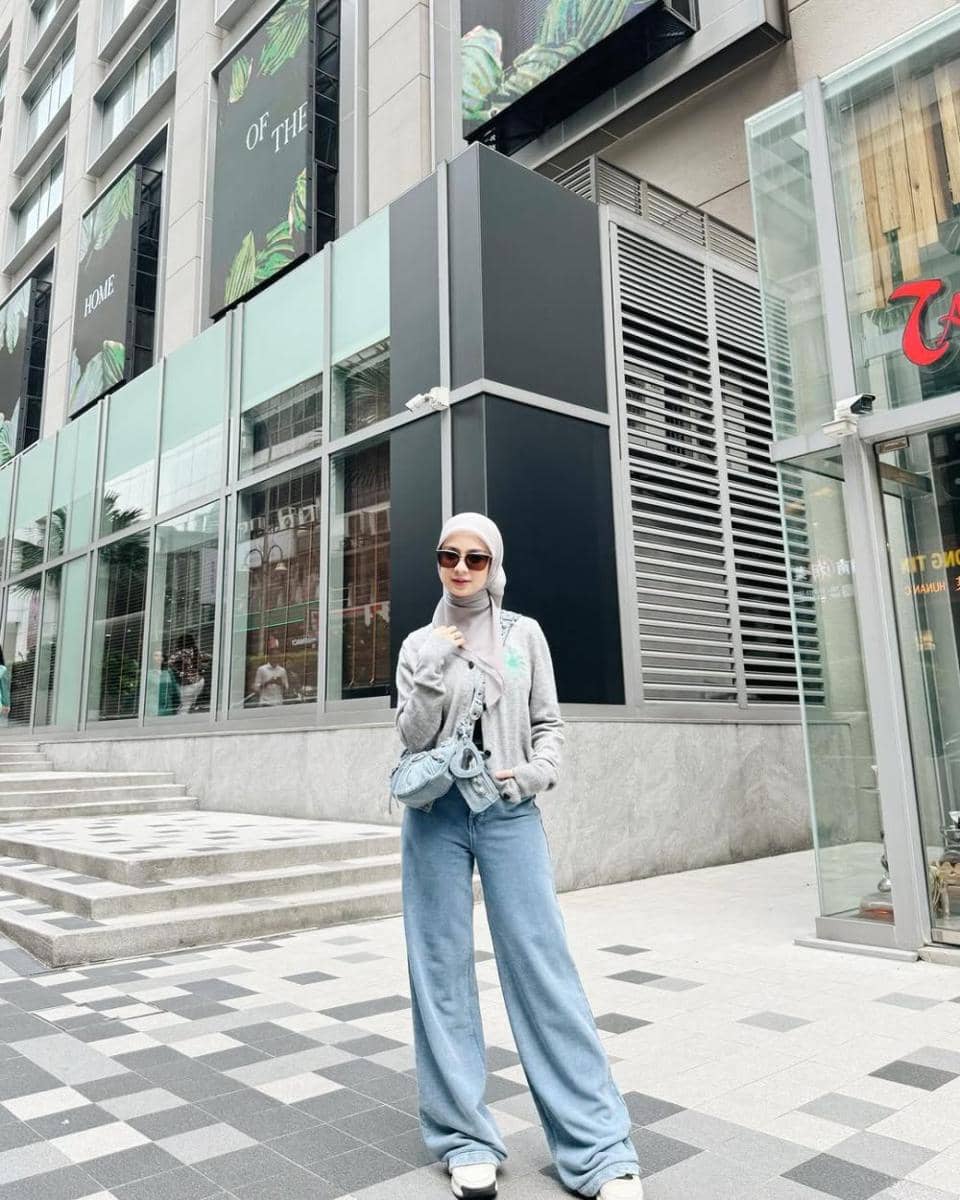 Inspirasi OOTD ala Nashwa Zahira (instagram.com/nashwaaaz)
