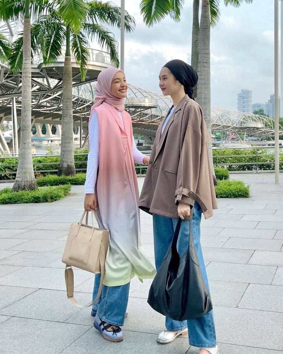 OOTD hijab nuansa pink ala Nabila Ishma (instagram.com/nabilaishma)