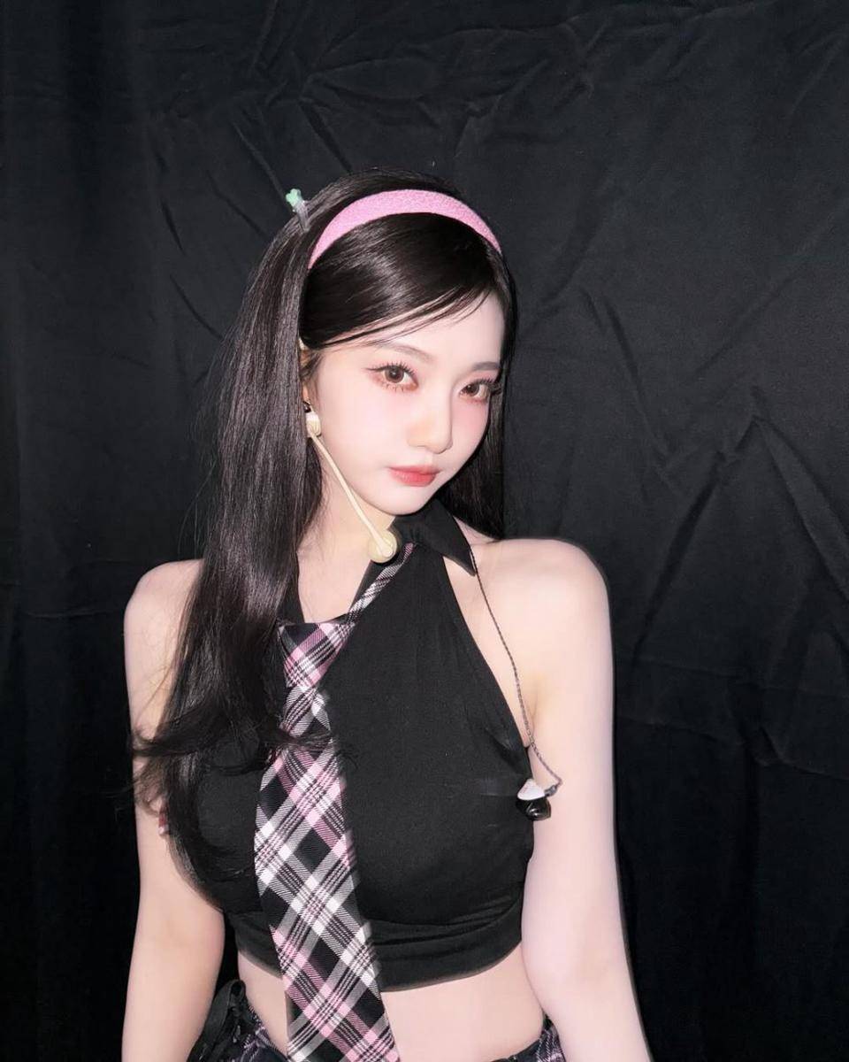 Ningning aespa (instagram.com/imnotningning)