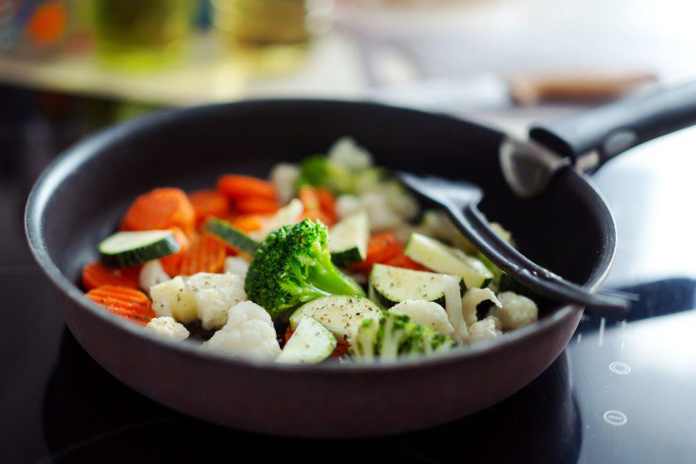 6 Tips Masak Sayur Overcooked agar Tetap Renyah dan Bernutrisi