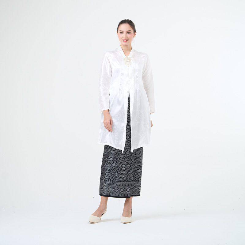 inspirasi model kebaya kartini kain polos (shopee.co.id/ribzicon)