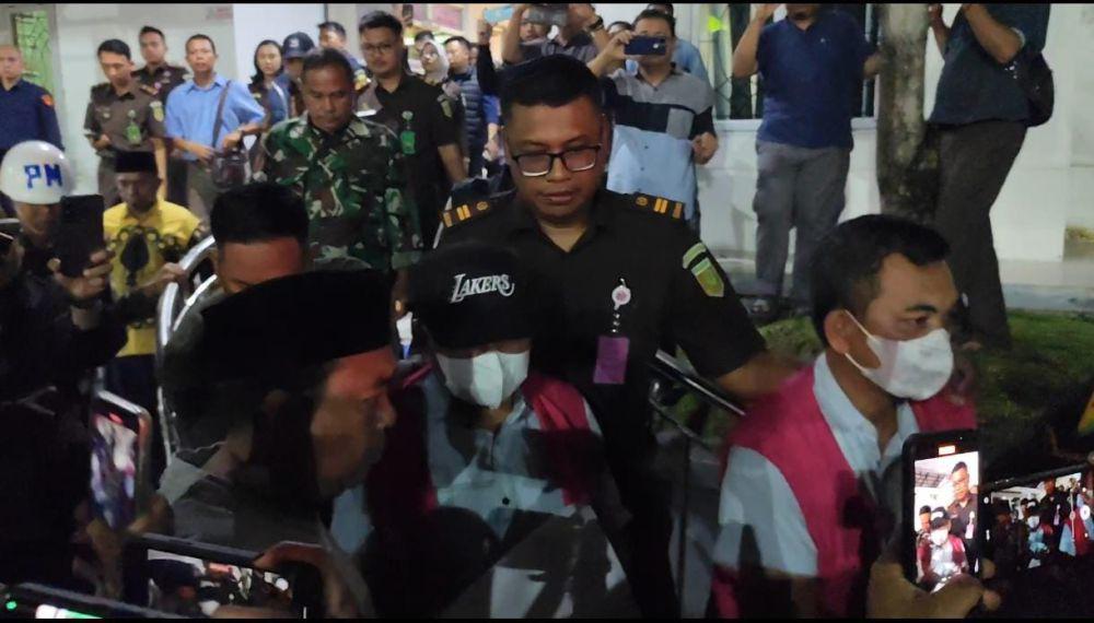 Ini Pasal Jerat Eks Bupati Lamtim Tersangka, Diancam Bui Seumur Hidup