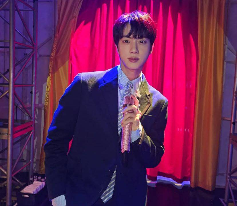 potret Jin BTS (Instagram.com/jin)