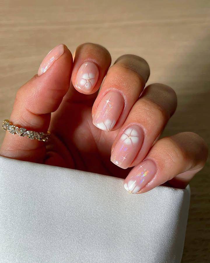 inspirasi squoval nail art (instagram.com/nails.by.iz_)