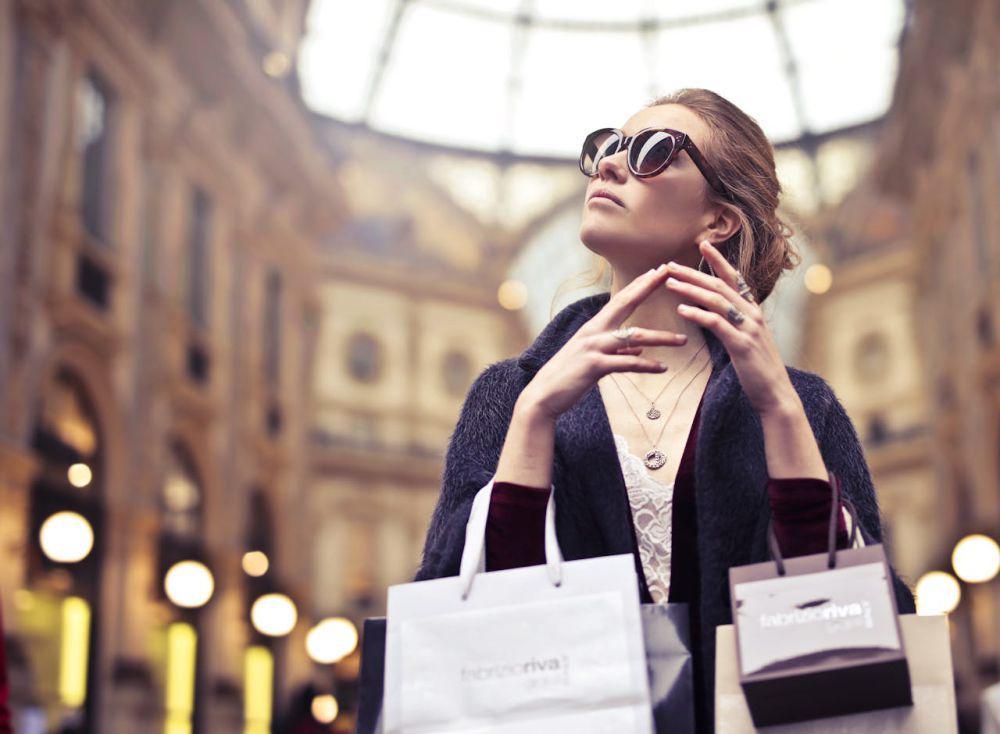 4 Zodiak Pencinta Luxurious Life, Punya Selera yang Tinggi