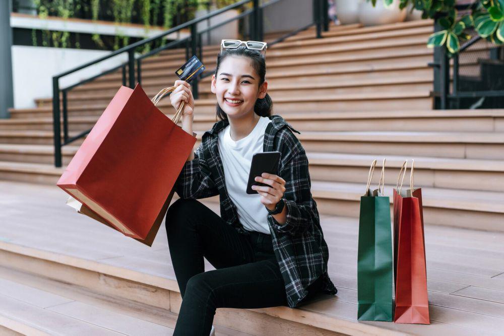 5 Dampak FOMO Teknologi Buat Keuangan Gen Z, Boros?