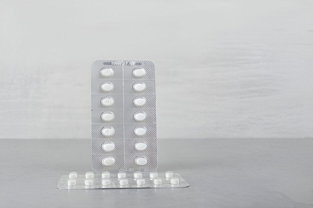 ilustrasi paracetamol (freepik.com/azerbaijan_stockers)