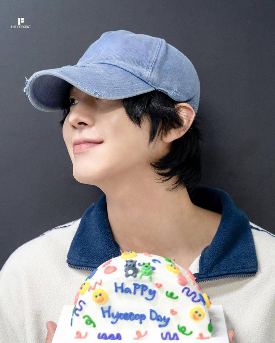 potret ulang tahun Ahn Hyo Seop ke-30 (instagram.com/ahnhyoseop_archive)