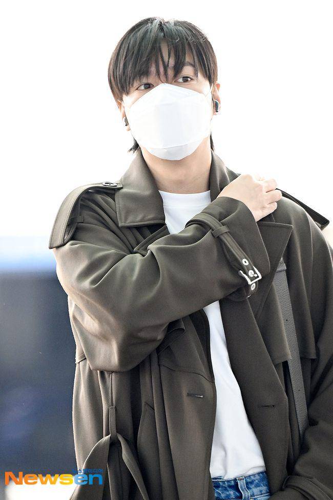 potret Lee Min Ho berangkat ke Jakarta (dok. Newsen)