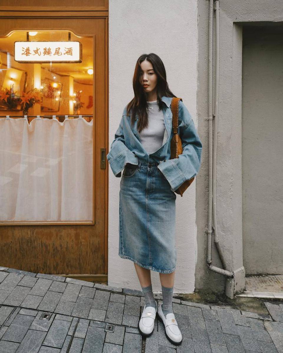 gaya denim on denim ala Jenny Tsang (instagram.com/tsangtastic)