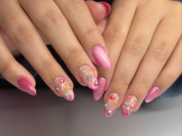 9 Inspirasi Candy Floss Nail Art, Riasan Kuku Mirip Permen!