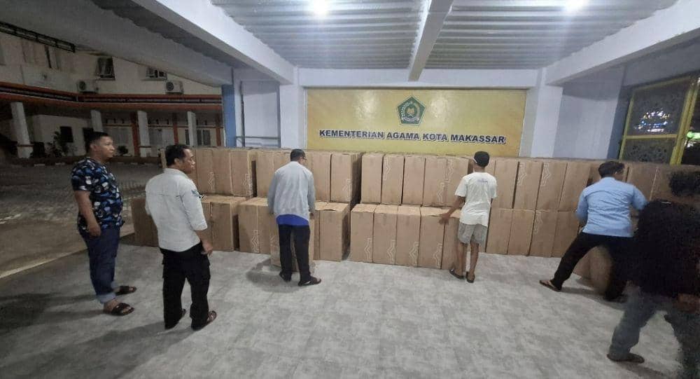 Koper untuk Jemaah Haji Makassar Siap Didistribusikan
