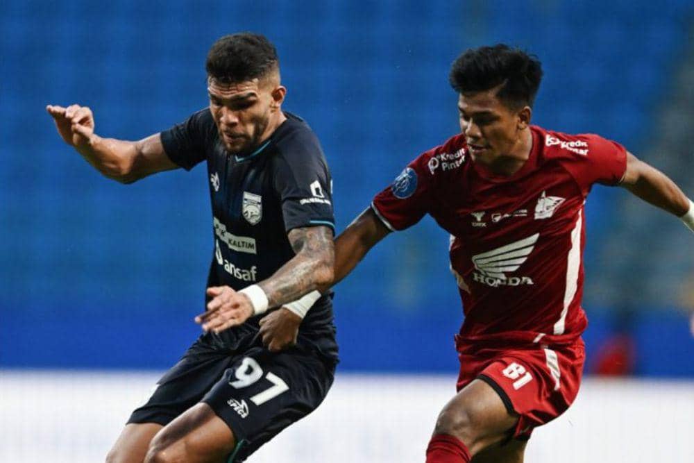 Salah satu momen pertandingan pekan ke-12 BRI Liga 1 2024/2025 antara PSM Makassar versus Borneo FC Samarinda di Stadion Batakan Balikpapan, 2 Desember 2024. (Instagram.com/borneofc.id)