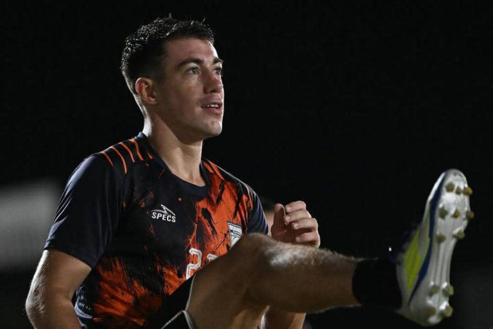 Penyerang Borneo FC, Mariano Peralta, dalam sesi latihan resmi di Stadion Segiri Samarinda pada 17 April 2025. (Instagram.com/borneofc.id)