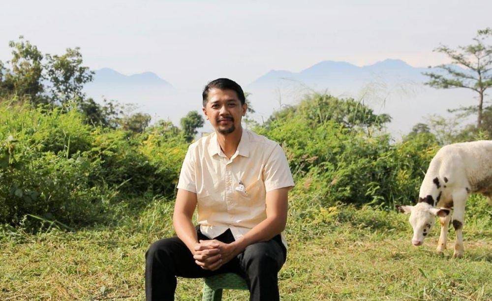 Seorang pemuda wirausaha di Cimahi, Adam Darmawan (32) yang mengurus SPPG Kota Cimahi (18/04/2025) (Tim Komunikasi Prabowo)