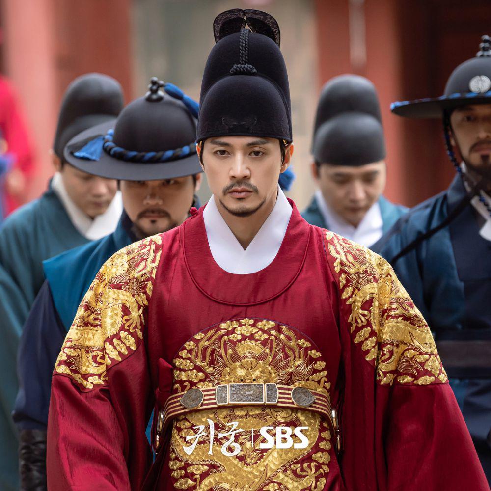 still cut drama Korea The Haunted Palace (instagram.com/tvn_drama)