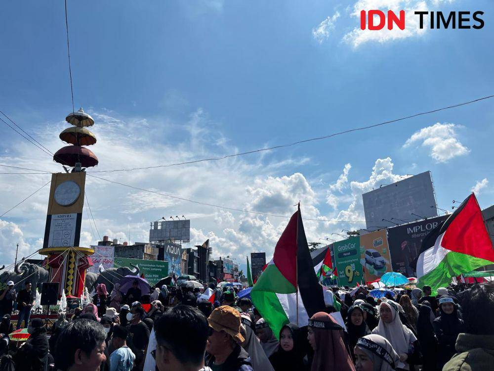 Aksi damai bela Palestina jilid 3 di Kota Bandar Lampung, Sabtu (19/4/2025). (IDN Times/Tama Yudha Wiguna).