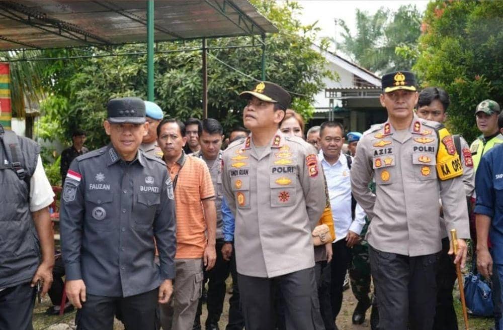 Kapolda Sumsel Irjen Pol Andi Rian dan Kapolres Empat Lawang AKBP Abdul Azis (Dok: Polres Empat Lawang)