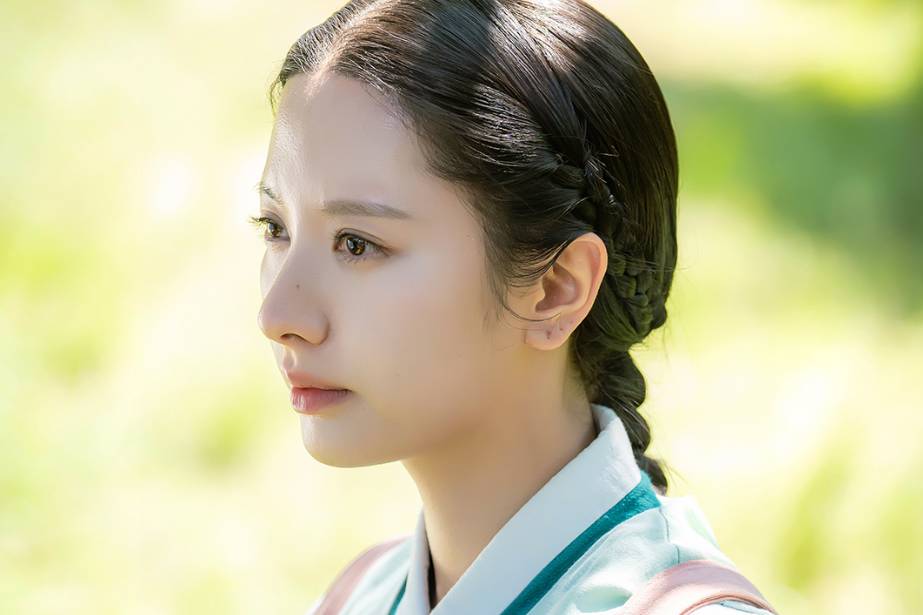 Yeo Ri (Kim Ji Yeon) di drama The Haunted Palace (dok. SBS/The Haunted Palace)