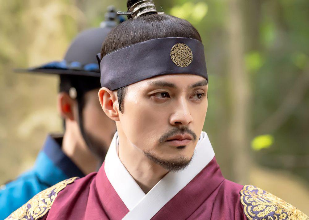 still cut drama Korea The Haunted Palace (instagram.com/tvn_drama)