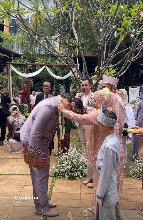 pernikahan adik Tya Ariestya (Instagram.com/tya_ariestya)