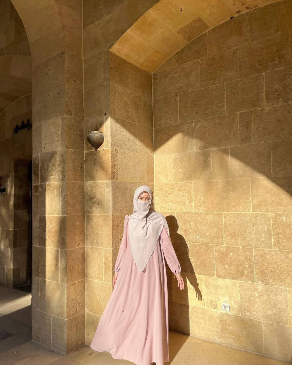 Aisyah Al Muthiah (instagram.com/aisyahvier)