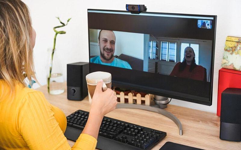 5 Rekomendasi Webcam untuk Meeting Online di PC atau Laptop