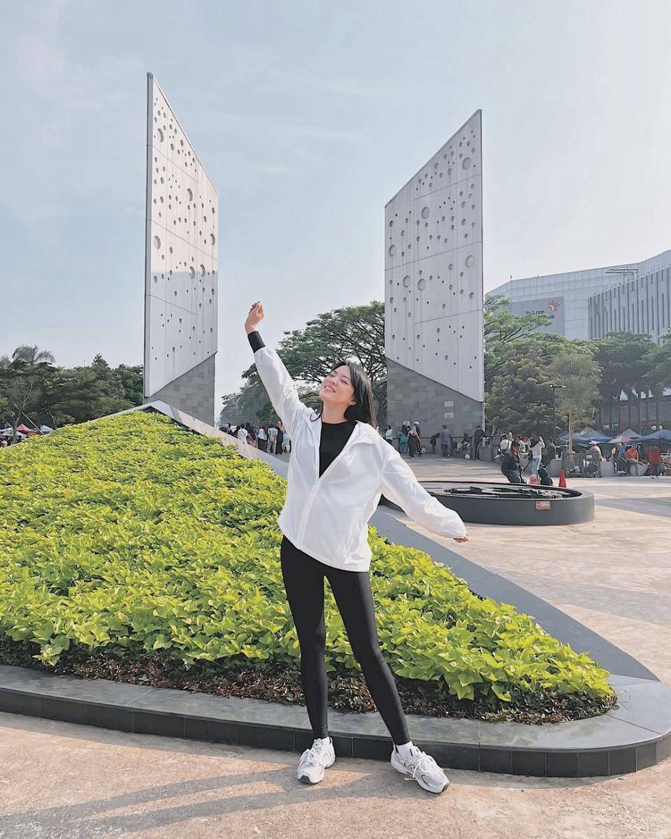 OOTD Riana Rizki (instagram.com/rianarizki)