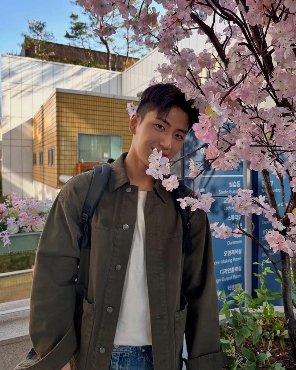 Kim Min Chul di balik layar drama Crushology 101 (instagram.com/kimminchul0907)