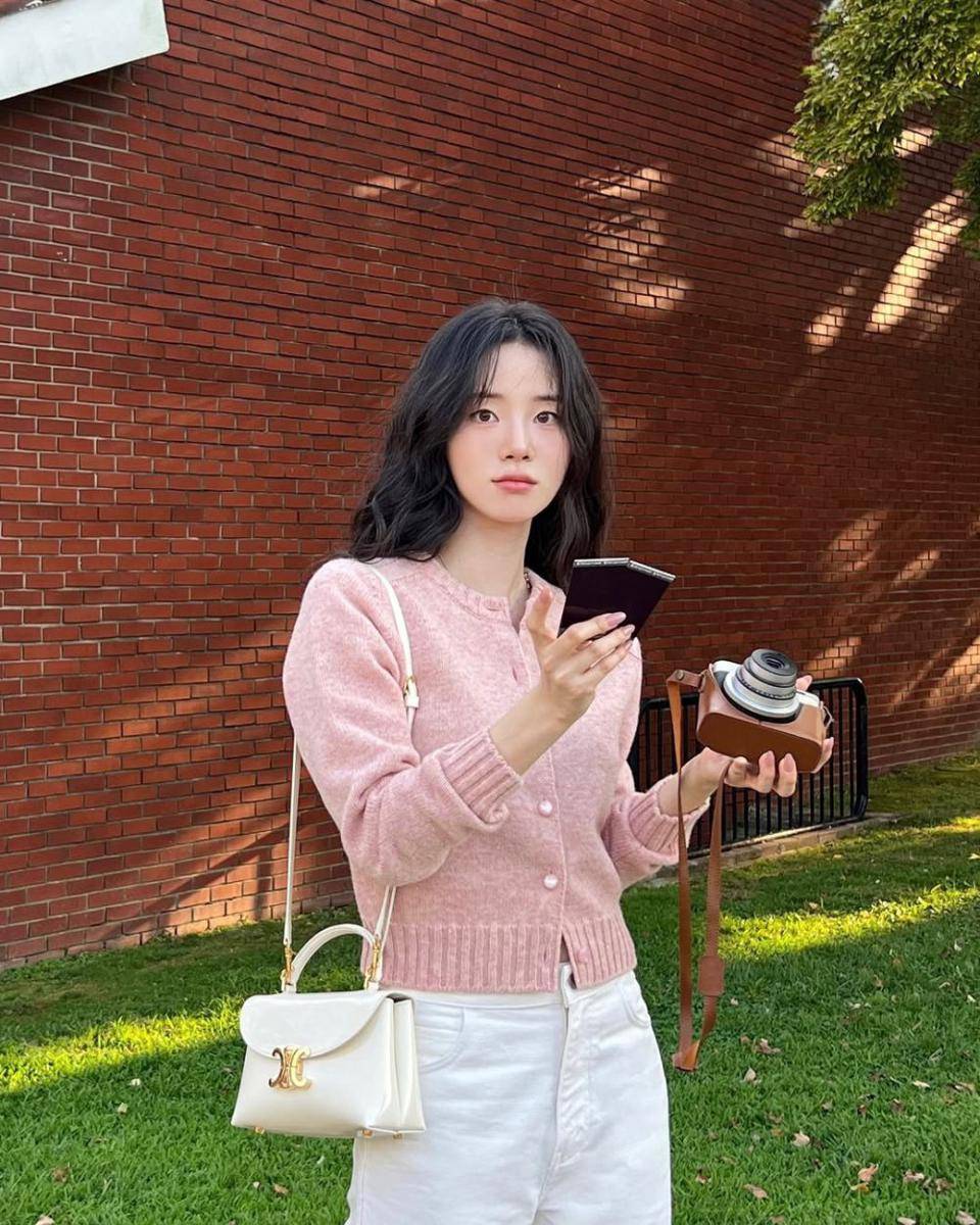 potret Shin Shi Ah (instagram.com/shinsiaa_)