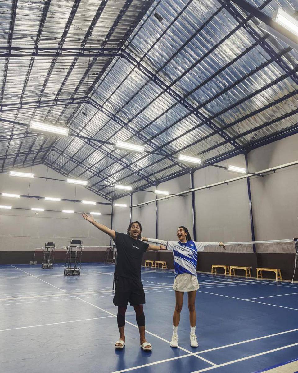 ulang tahun Deva Mahenra (Instagram.com/miktambayong)