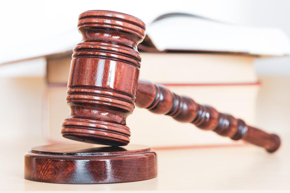 5 Perbedaan Sederhana Hukum Pidana dan Hukum Perdata