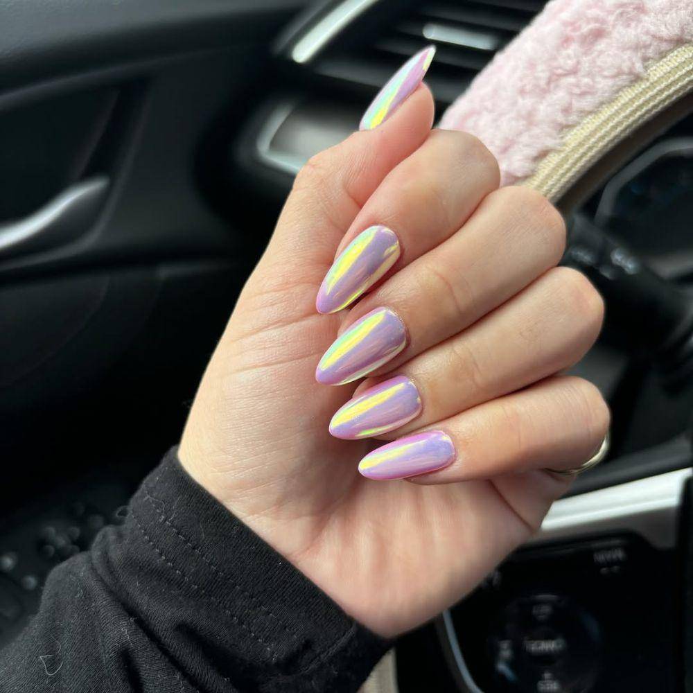 ide nail art warna lavender (instagram.com/rachelsuenails)