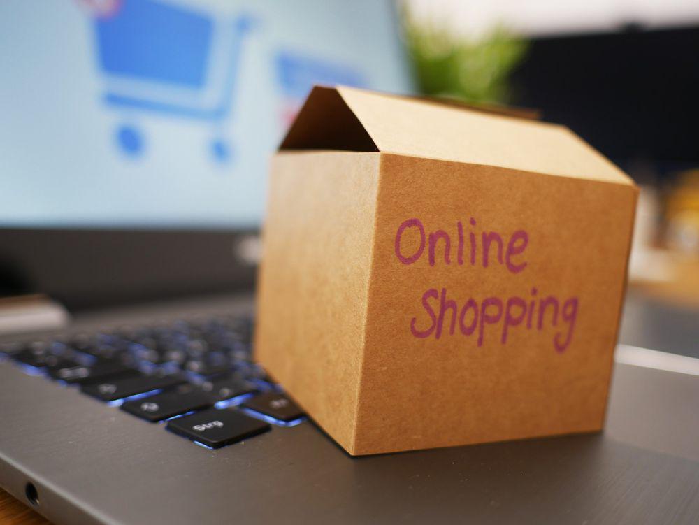 box online shopping (pixabay.com/preis_king)