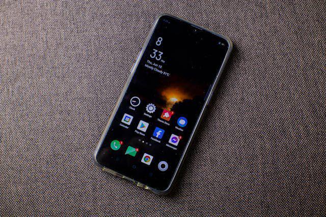 5 Alasan Tepat Mengganti Handphone Meski Kondisi Masih Oke