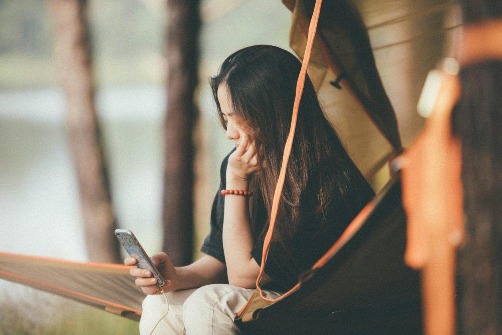 5 Alasan Gen Z Lebih Nyaman Curhat Sama AI