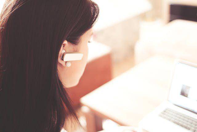 ilustrasi Customer service (pexels.com/RDNE)