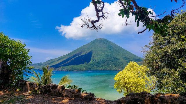 5 Cara Menghindari Scam Open Trip Banda Neira