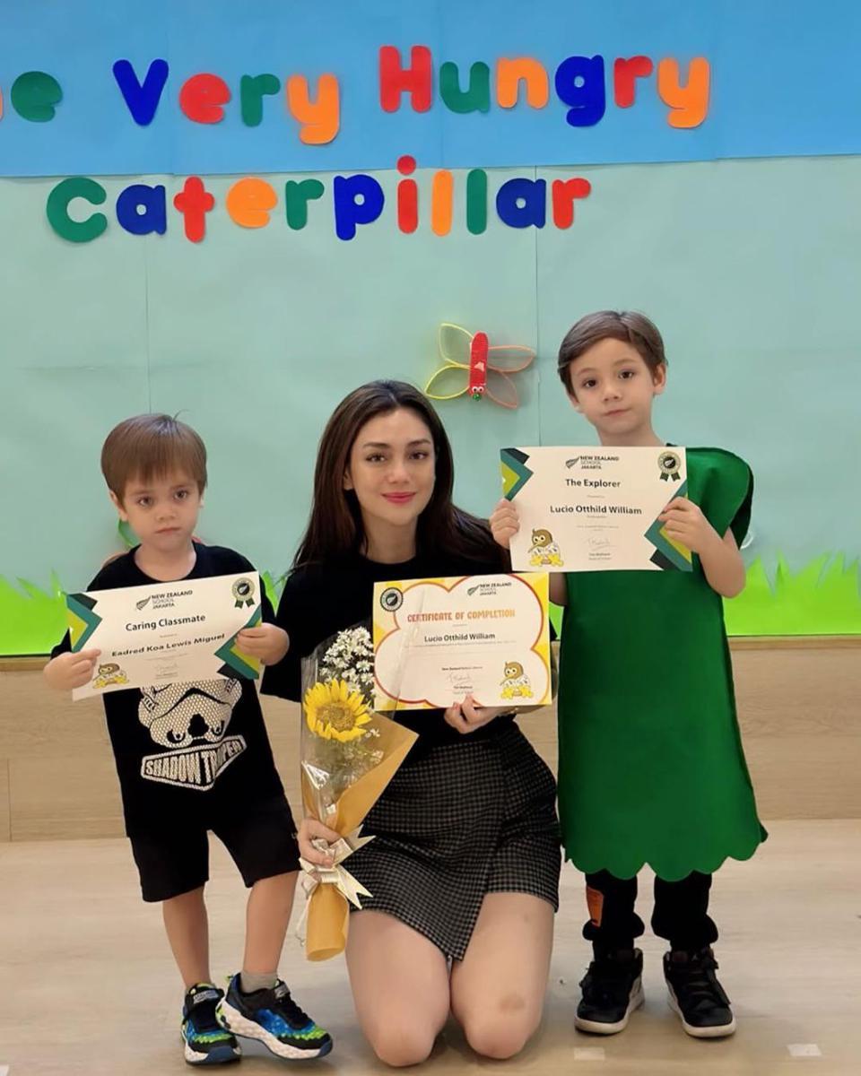 potret Celine Evangelista dan buah hati (instagram.com/celine_evangelista)