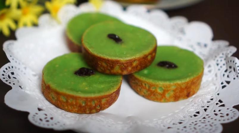 Resep Kue Lumpur Pisang Pandan Lembut untuk Camilan Weekend