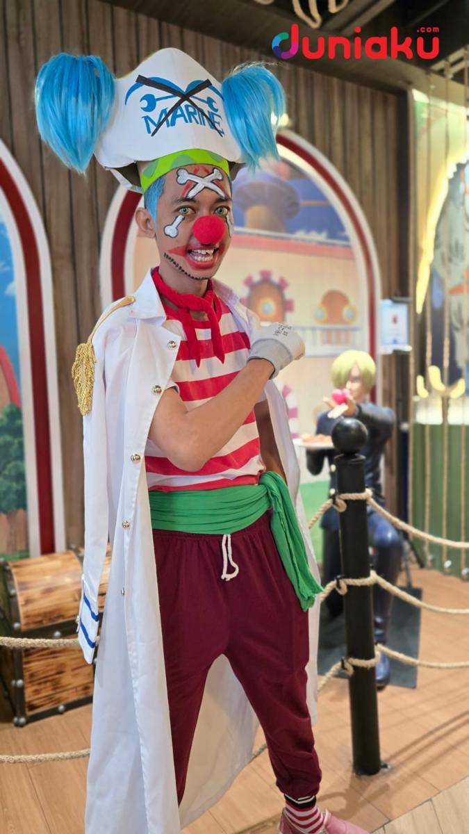 Cosplayer Buggy.jpg