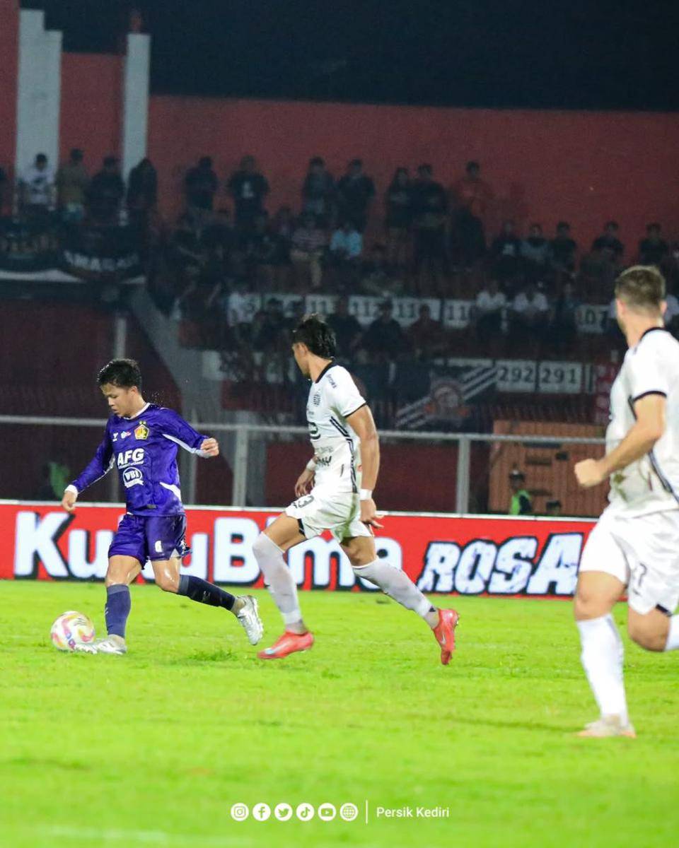 Pemain Persik Kediri saat melawan Persija Jakarta.instagram.com/persikfcofficial