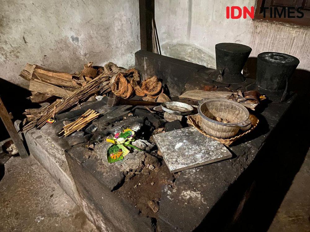 Mengenal Istilah Jalikan, Kompor Tradisional Orang Bali