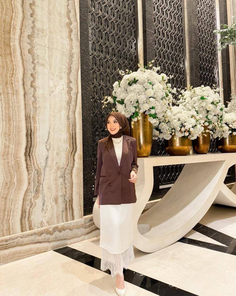 Potret Almineta Azzahra (instagram.com/alminetaaz)