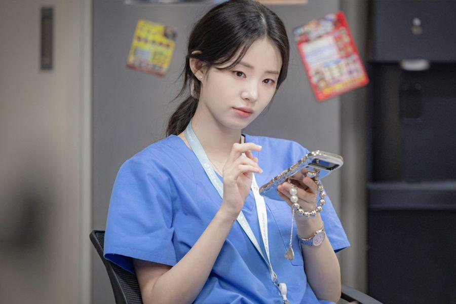 cuplikan drakor Resident Playbook (dok. TVN/Resident Playbook)