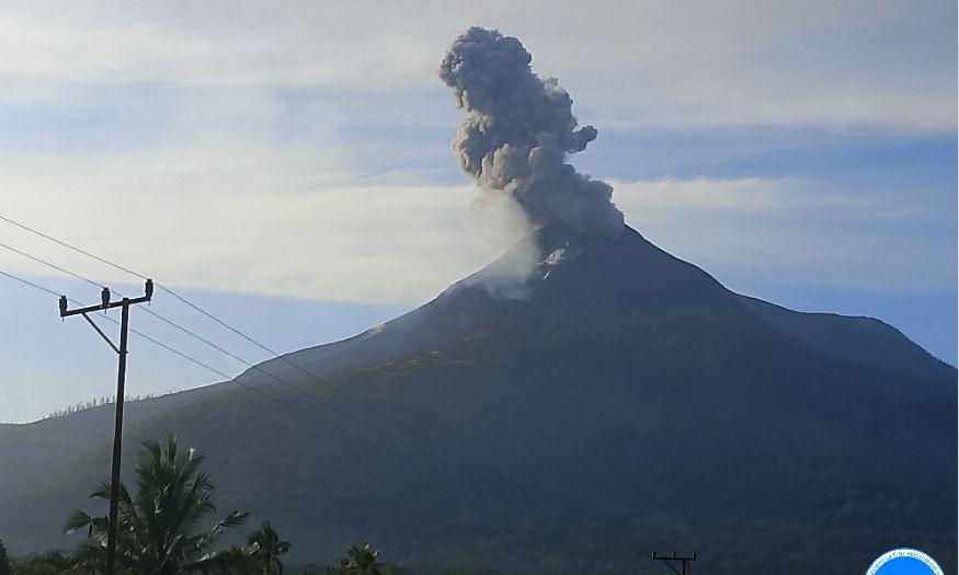 Letusan Gunung Api Lewotobi Laki-laki pukul 07:02 WITA, 21 April 2025. (Dok MAGMA Indonesia)