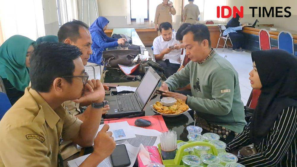 Salah satu korban penahanan ijazah. IDN Times/Ardiansyah Fajar.