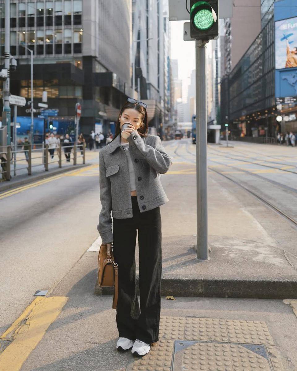 outfit casual minimalist ala Jenny Tsang (instagram.com/tsangtastic)